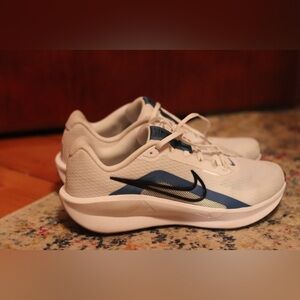 Women’s Nike Running Shoes. Size 9.